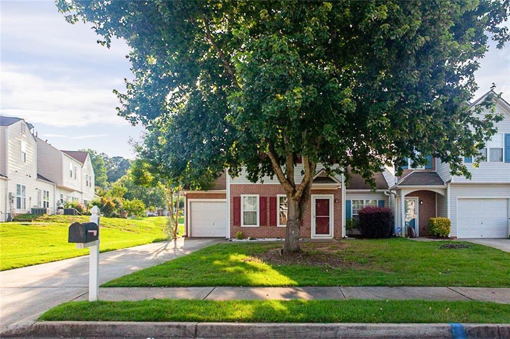 6705 Teresa Ln., Rex, GA 30273