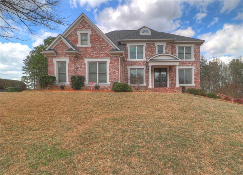 211 Chadmore Ln., Tyrone, GA 30290