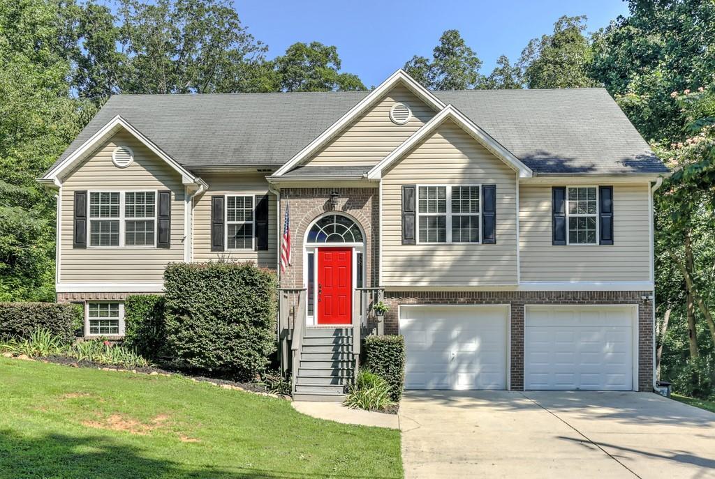 161 Windmill Dr., Dallas, GA 30132