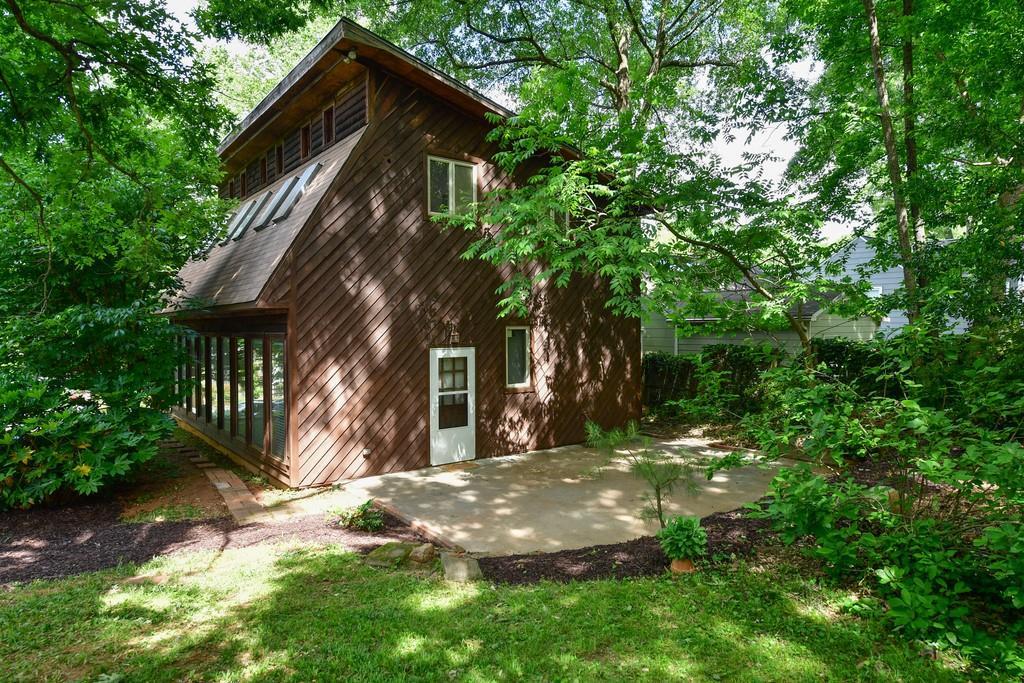431 Leonardo Ave., Atlanta, GA 30307