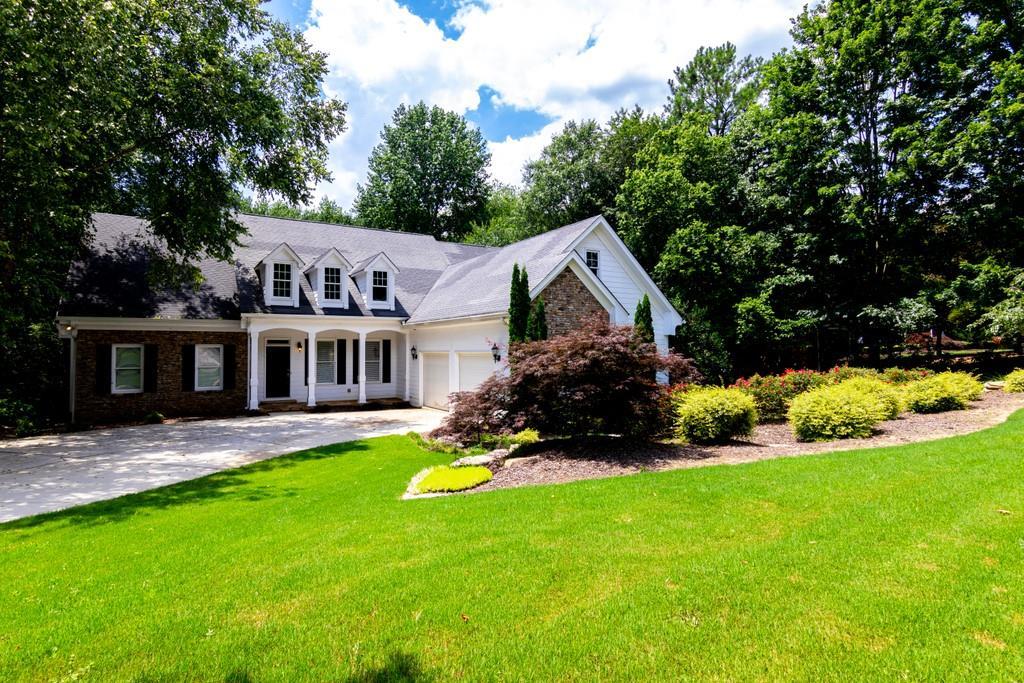 1553 Gracebrook Dr., Lawrenceville, GA 30045