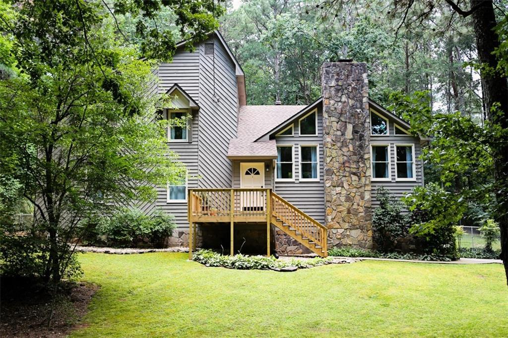 342 Honeysuckle Ter., Woodstock, GA 30188