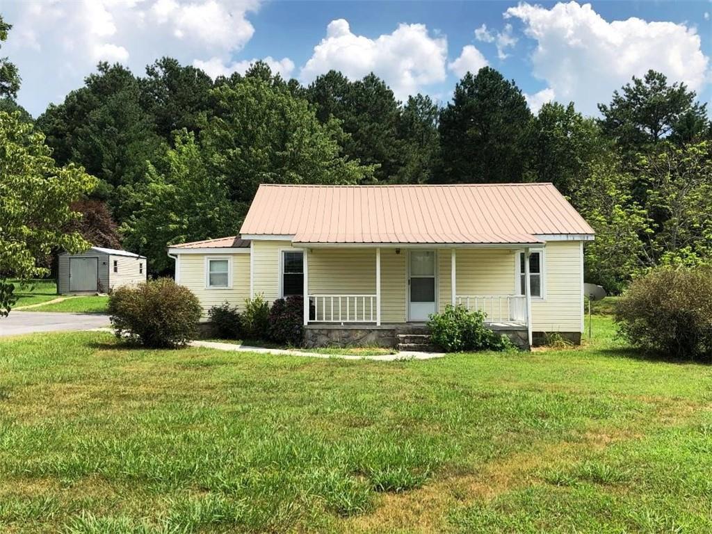 734 Reeves Station Rd., Calhoun, GA 30701