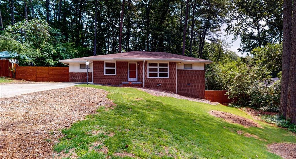1099 N Valley Dr., Decatur, GA 30033