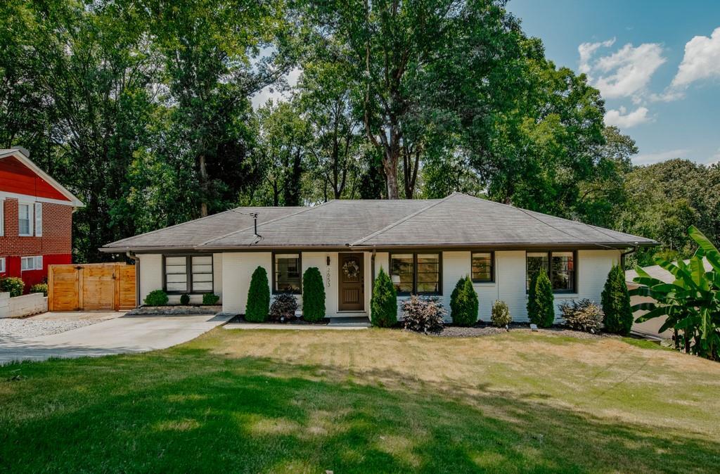 2653 Rockcliff Rd., Atlanta, GA 30316
