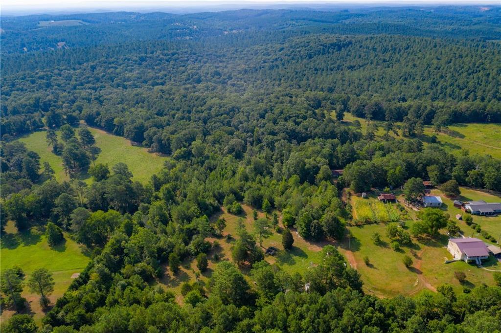 330 Bradley Rd., Adairsville, GA 30103