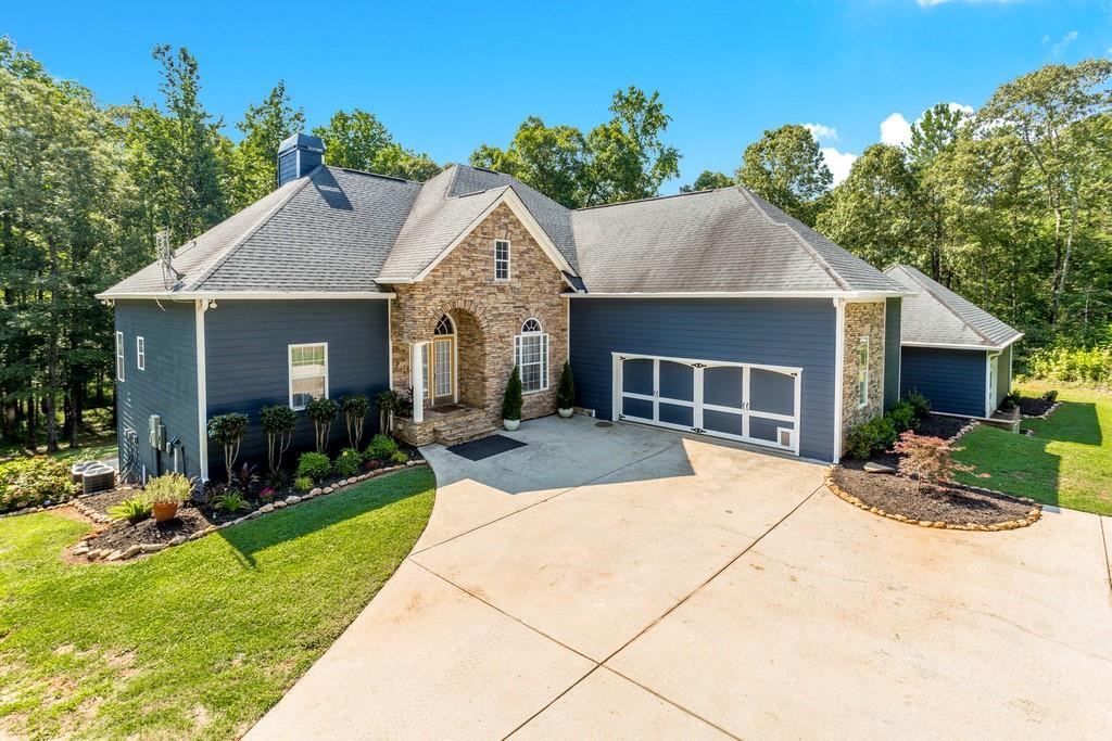 8399 E Carroll Rd., Whitesburg, GA 30185