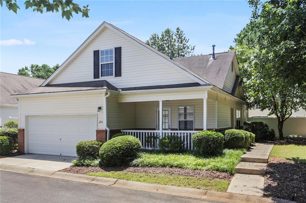 1254 W Oaks Way, Woodstock, GA 30188