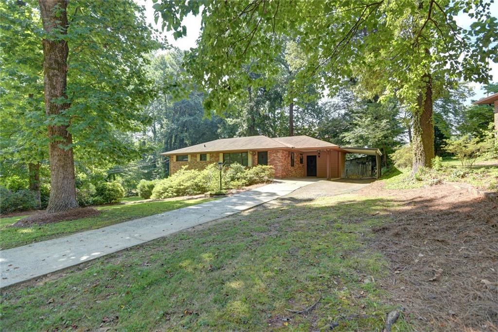 1076 Starline Dr., Smyrna, GA 30080