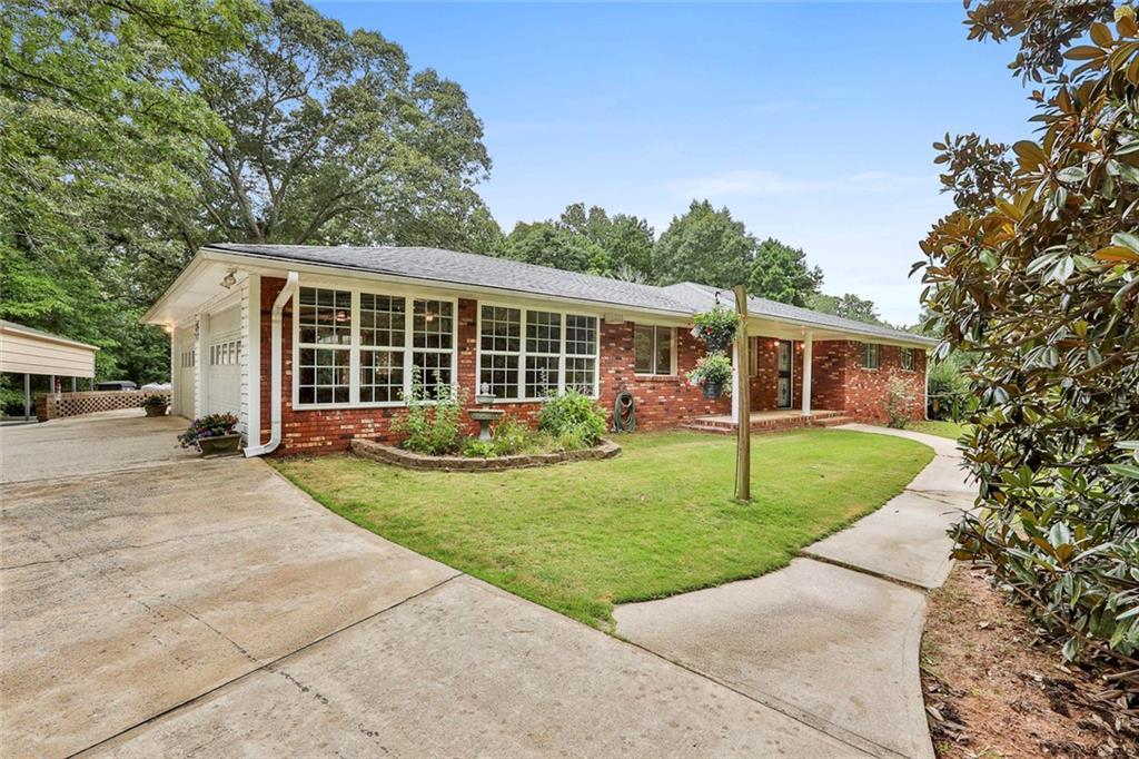 6645 Old White Mill Rd., Fairburn, GA 30213