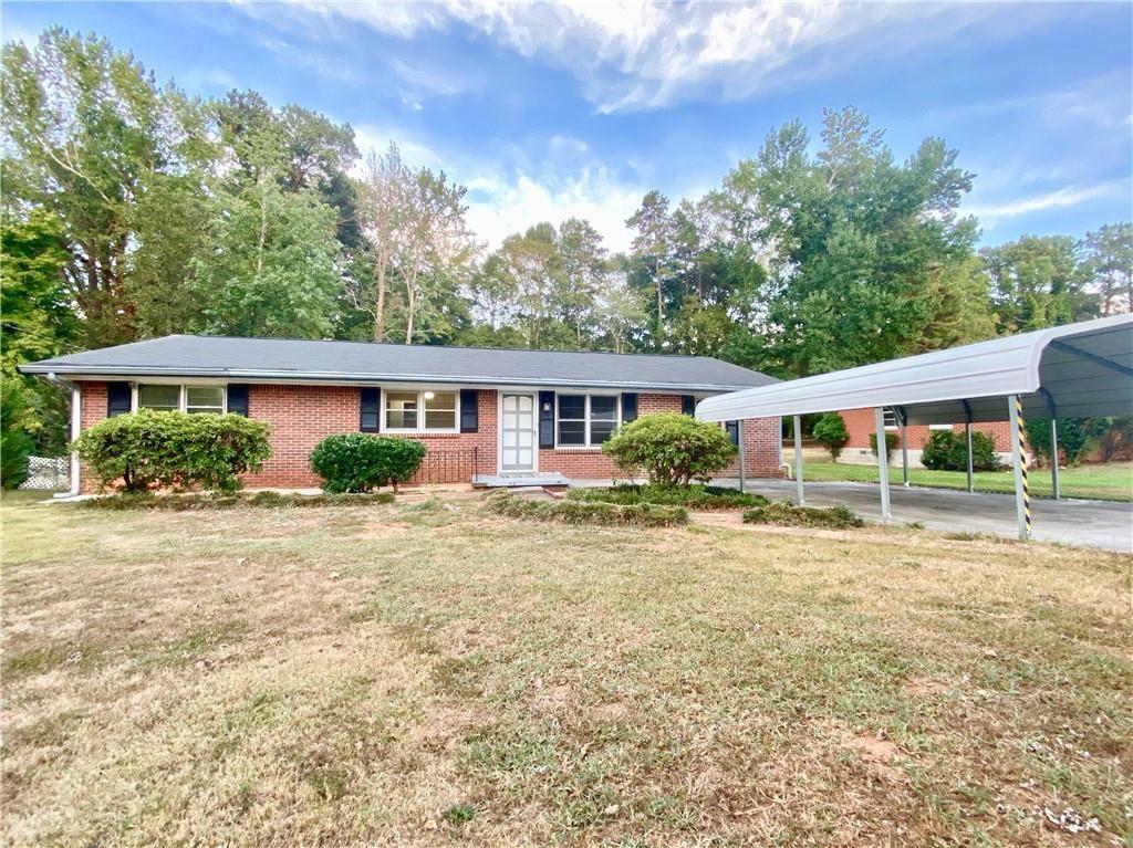 2327 Pinetree Ln., Marietta, GA 30060