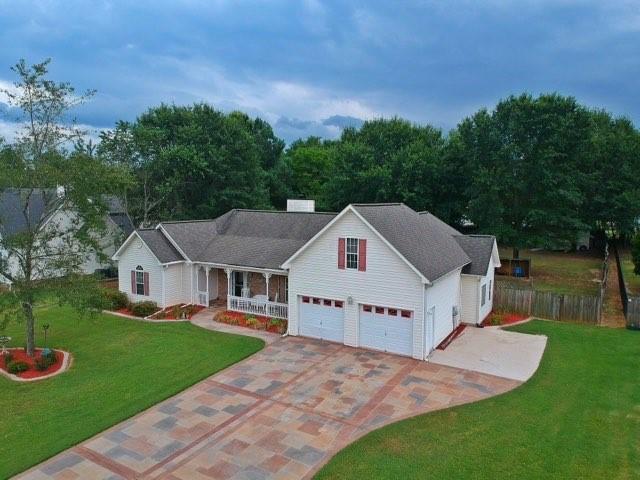 13 Walnut Ln., Cartersville, GA 30121