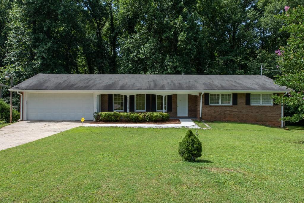 623 Carlouetta Rd., Mableton, GA 30126