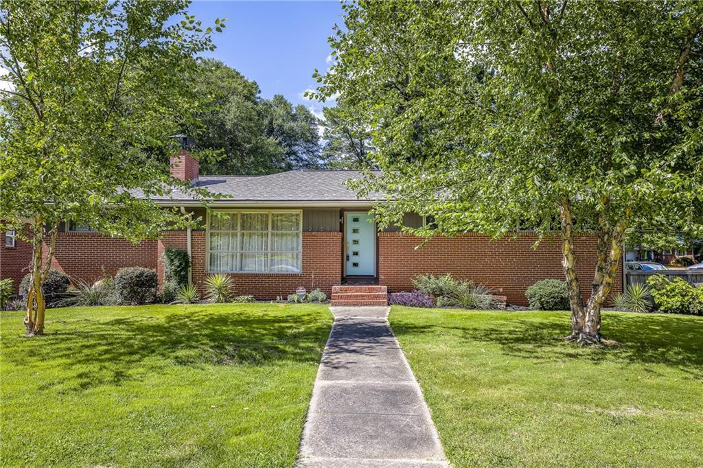 2151 Montrose Dr., East Point, GA 30344