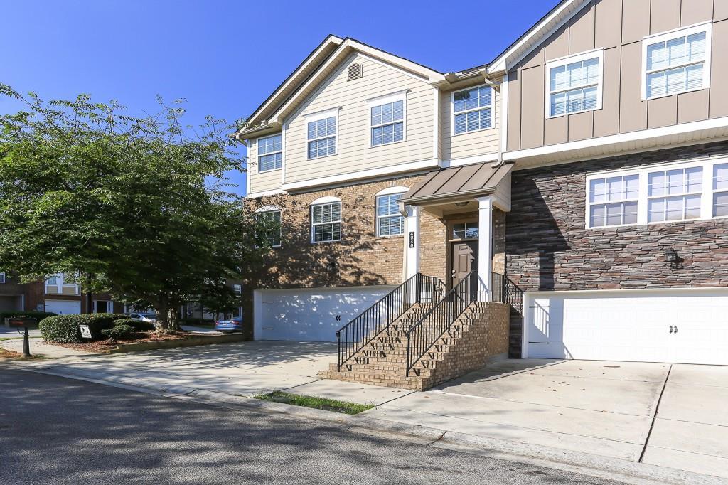 4240 Buford Valley Way, Buford, GA 30518