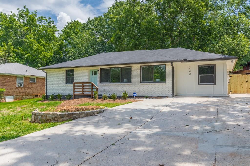 2762 Gresham Rd., Atlanta, GA 30316