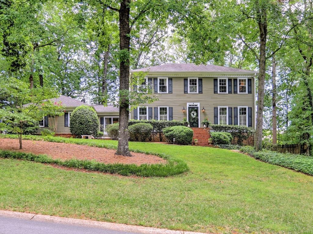 5147 Riverhill Rd., Marietta, GA 30068