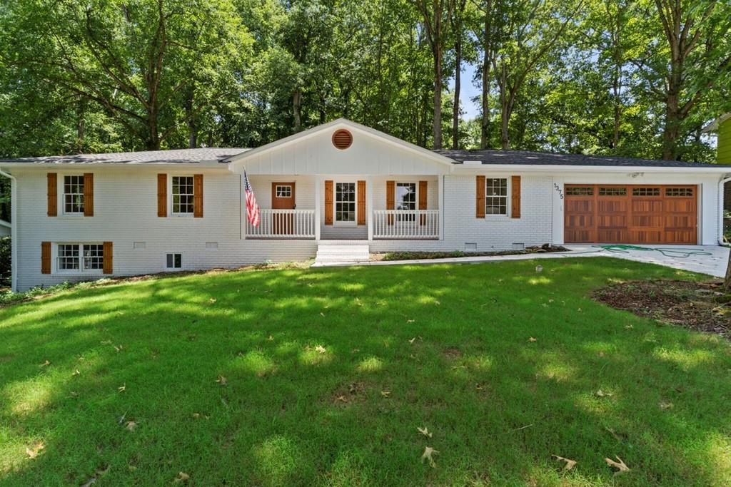 1375 Driftwood Ct., Roswell, GA 30075
