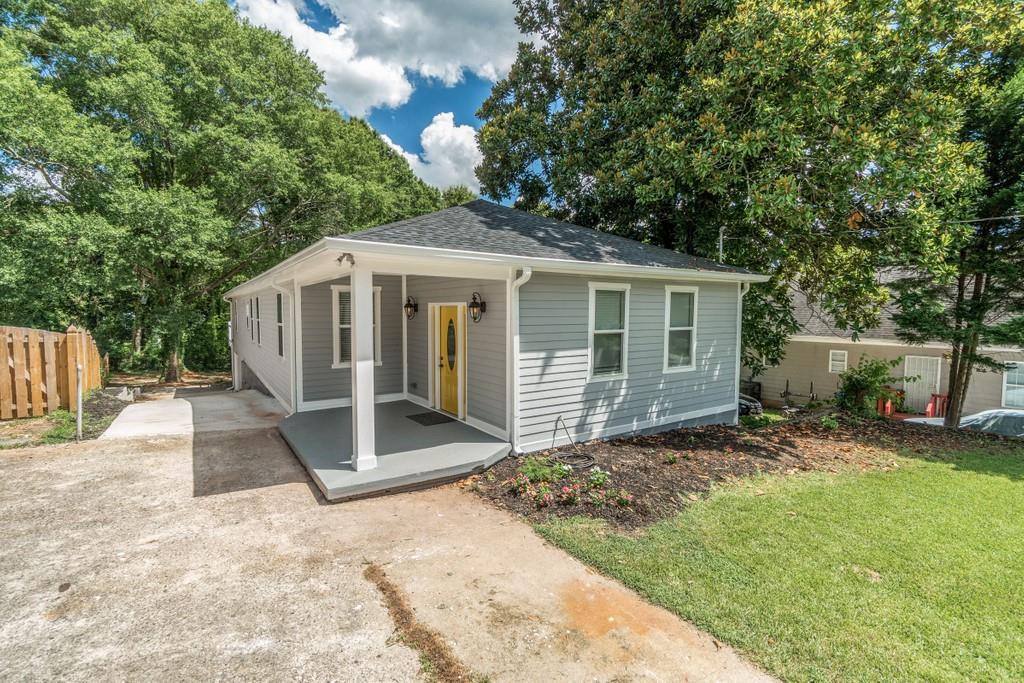 871 Margaret Pl., Atlanta, GA 30318