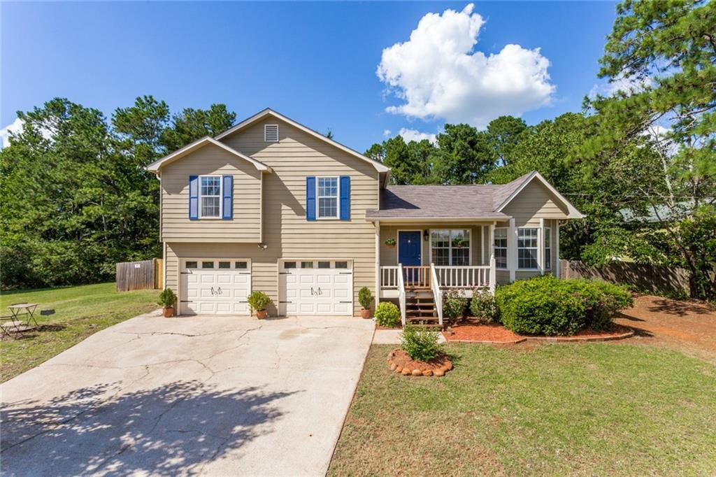 5 White Pines Dr., Dallas, GA 30157