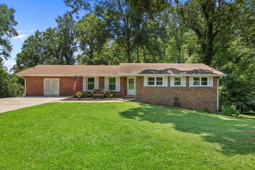 2855 Old Carriage Dr., Marietta, GA 30060