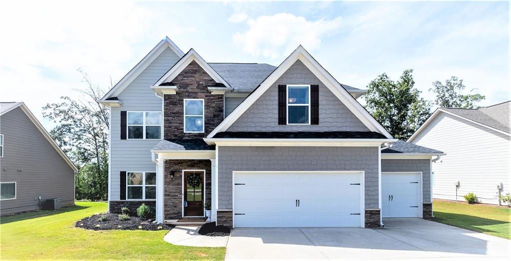 4359 Highland Gate Pkwy., Gainesville, GA 30506