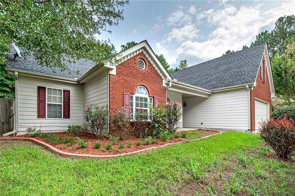 1930 Grayson Oaks Ct., Lawrenceville, GA 30045