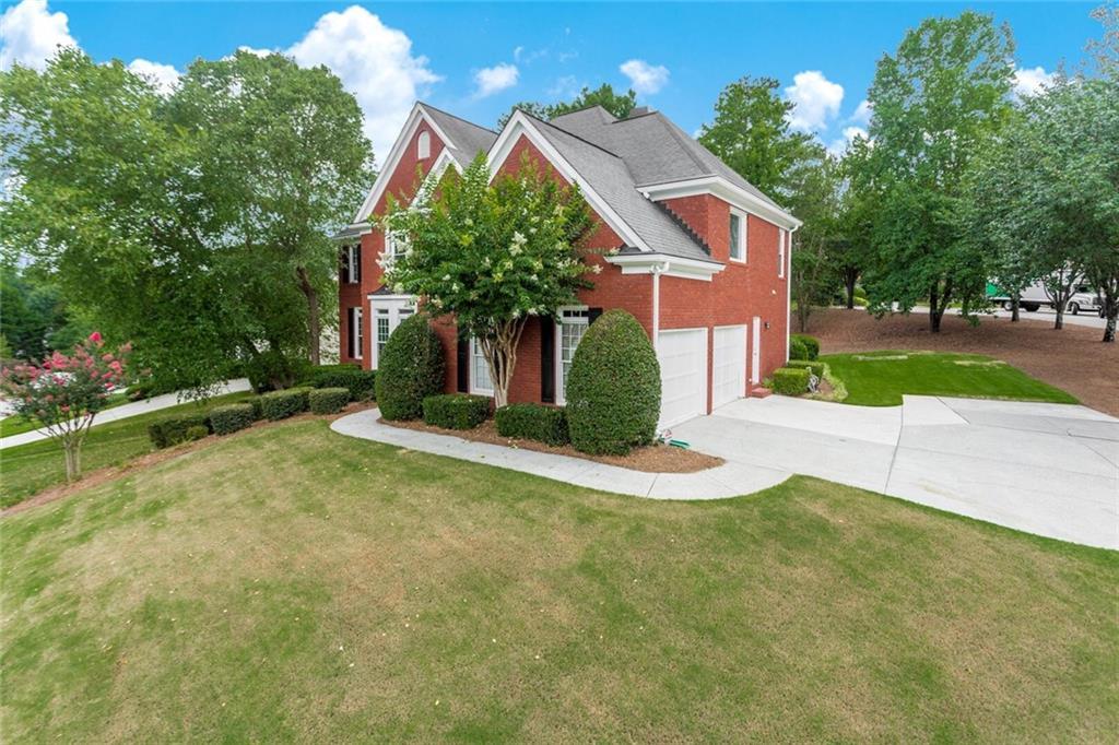 300 Willow Oak Ct., Johns Creek, GA 30005