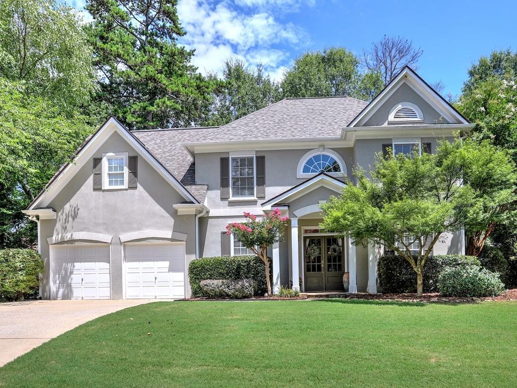 2080 Darien Park Dr., Roswell, GA 30076
