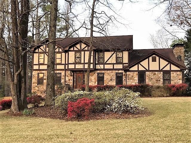 855 SW Glen Ridge Dr., Lilburn, GA 30047