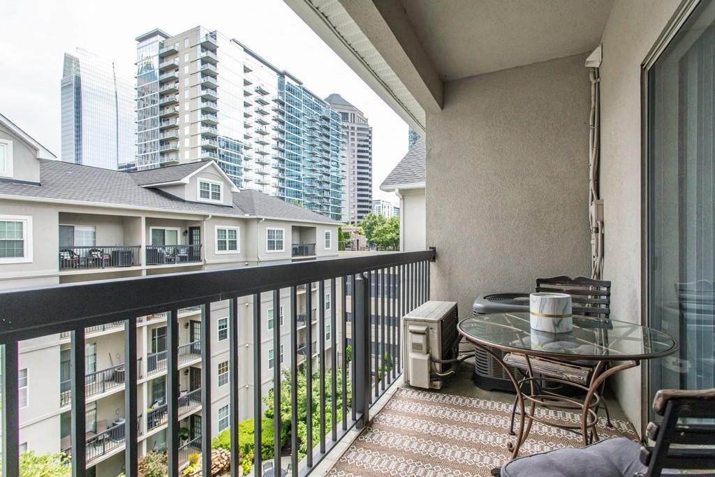 1075 Peachtree Walk #A509, Atlanta, GA 30309