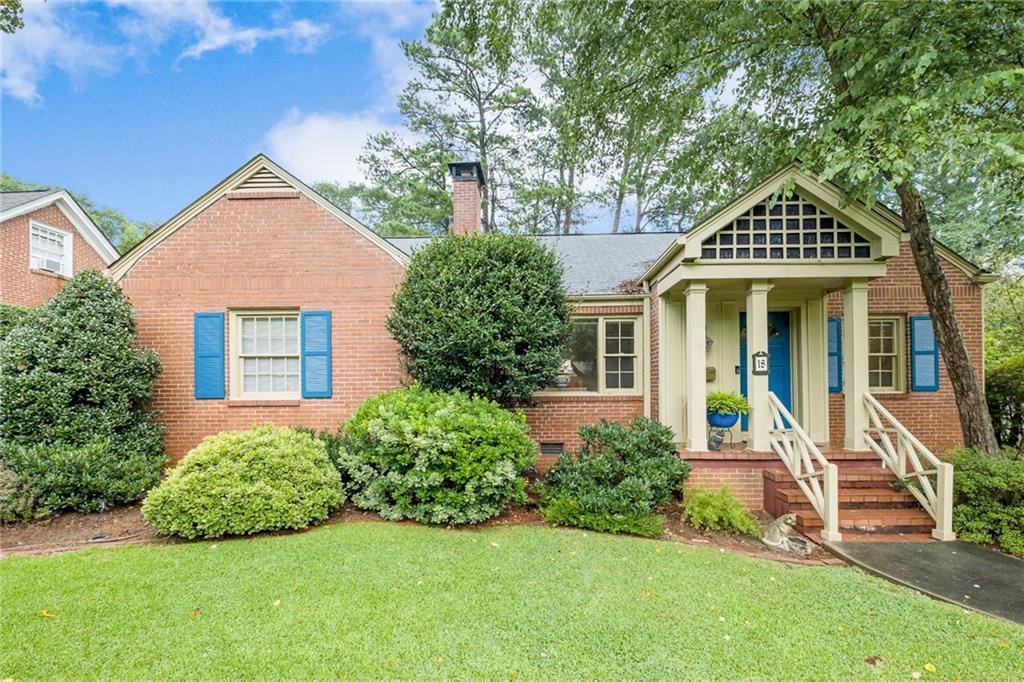18 Clarendon Ave., Avondale Estates, GA 30002