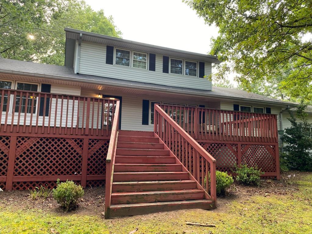 362 Small Pond Dr., Cleveland, GA 30528