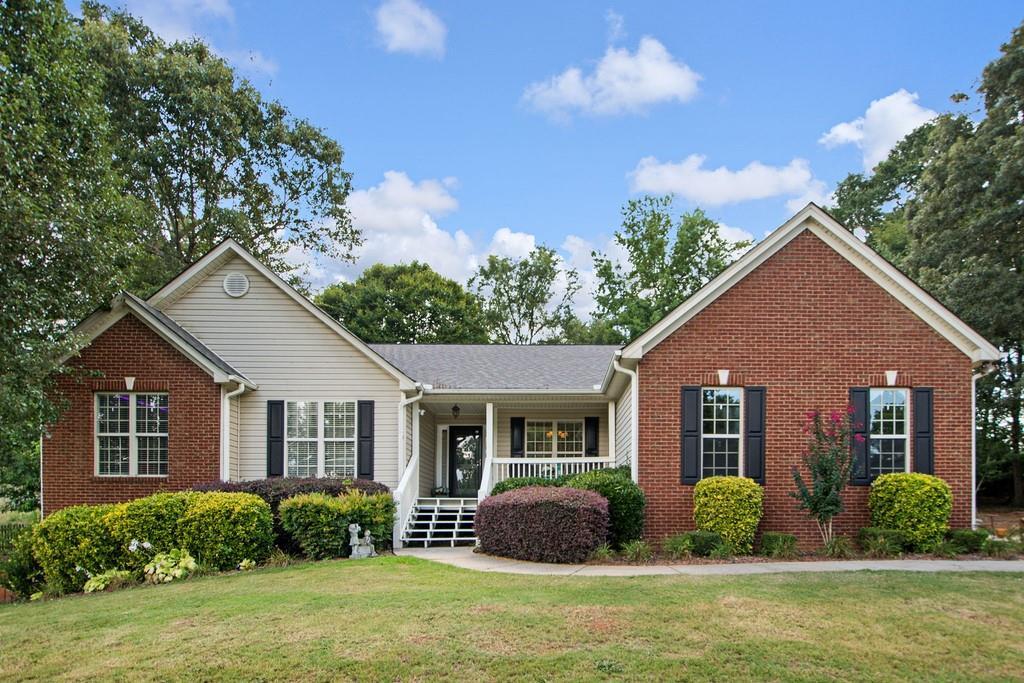108 Bailey Park Ct., Jefferson, GA 30549
