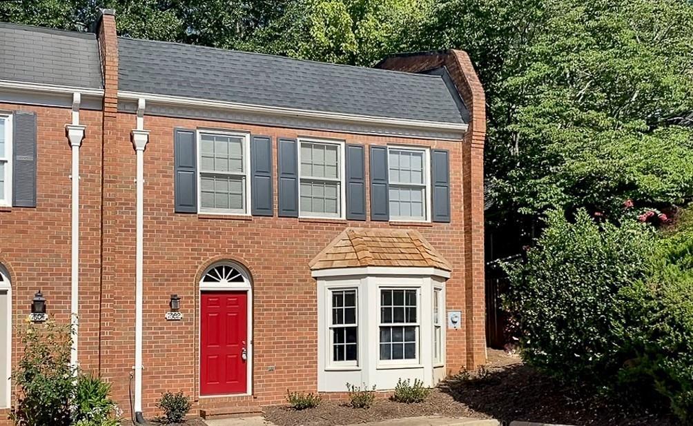 7602 Saint Charles Sq., Roswell, GA 30075