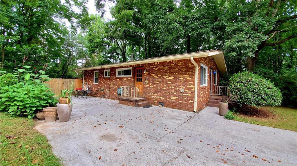 2757 Homeland Dr., Doraville, GA 30360