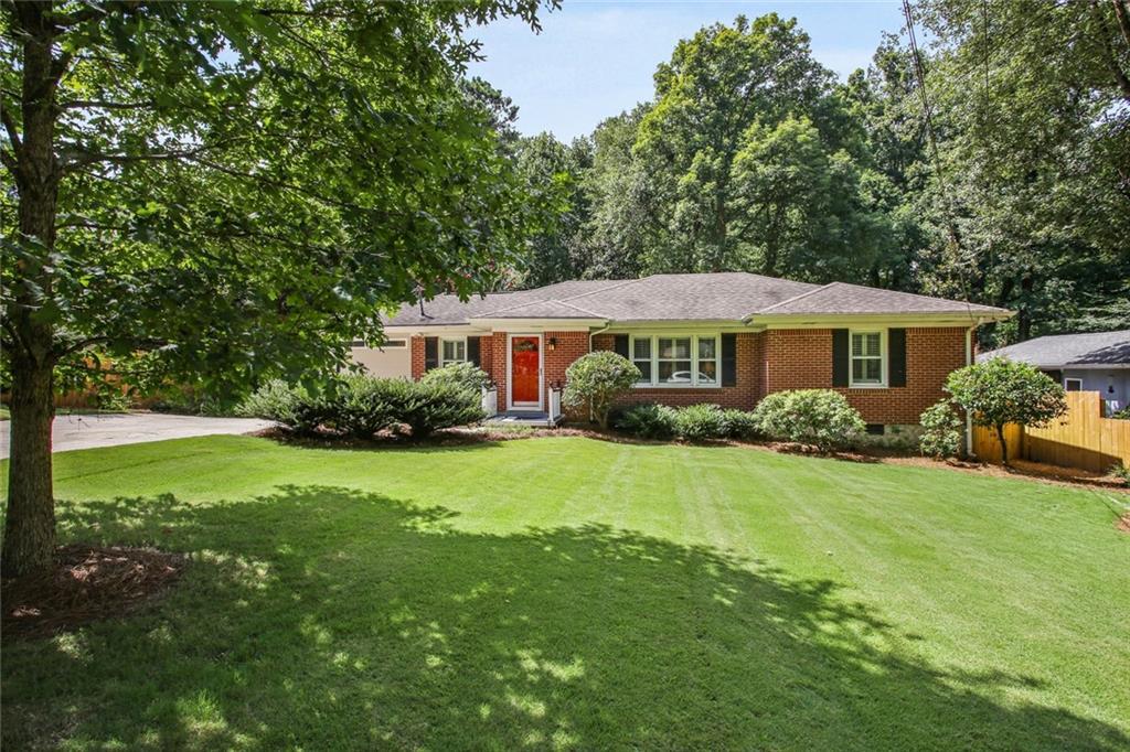 1640 Heatherwood Dr., Decatur, GA 30033