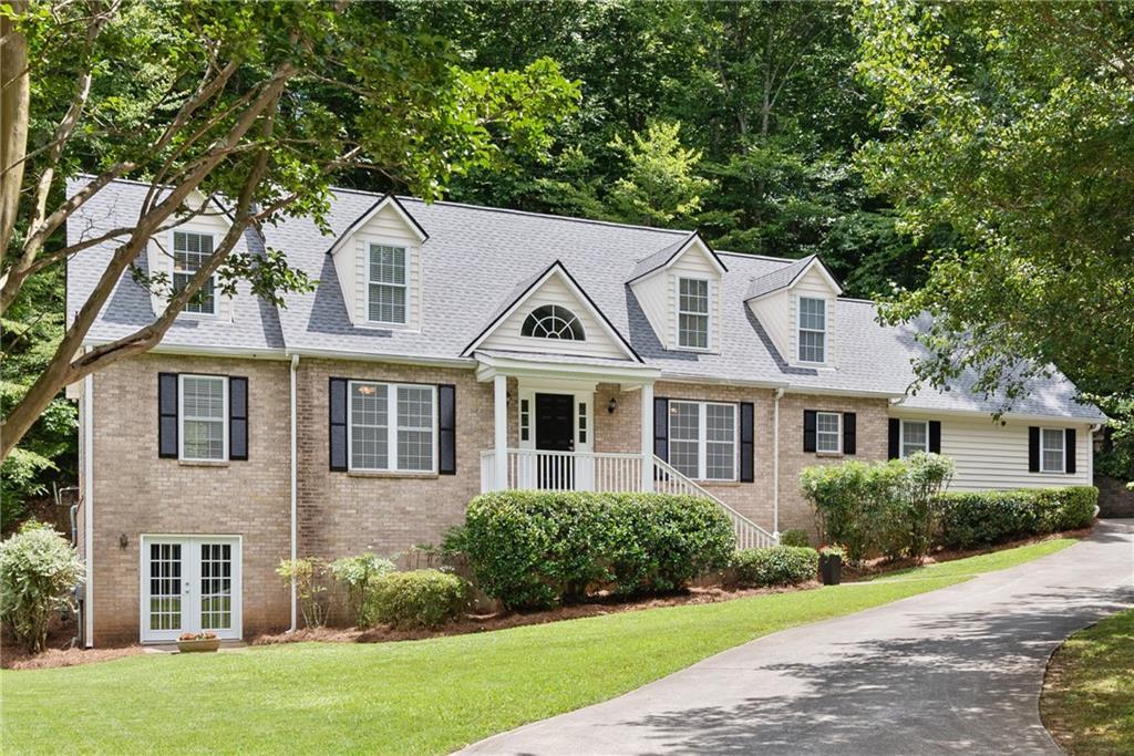 1250 Oakhaven Dr., Roswell, GA 30075