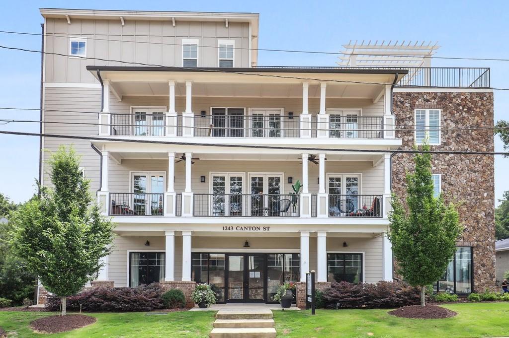 201 Canton Way, Roswell, GA 30075