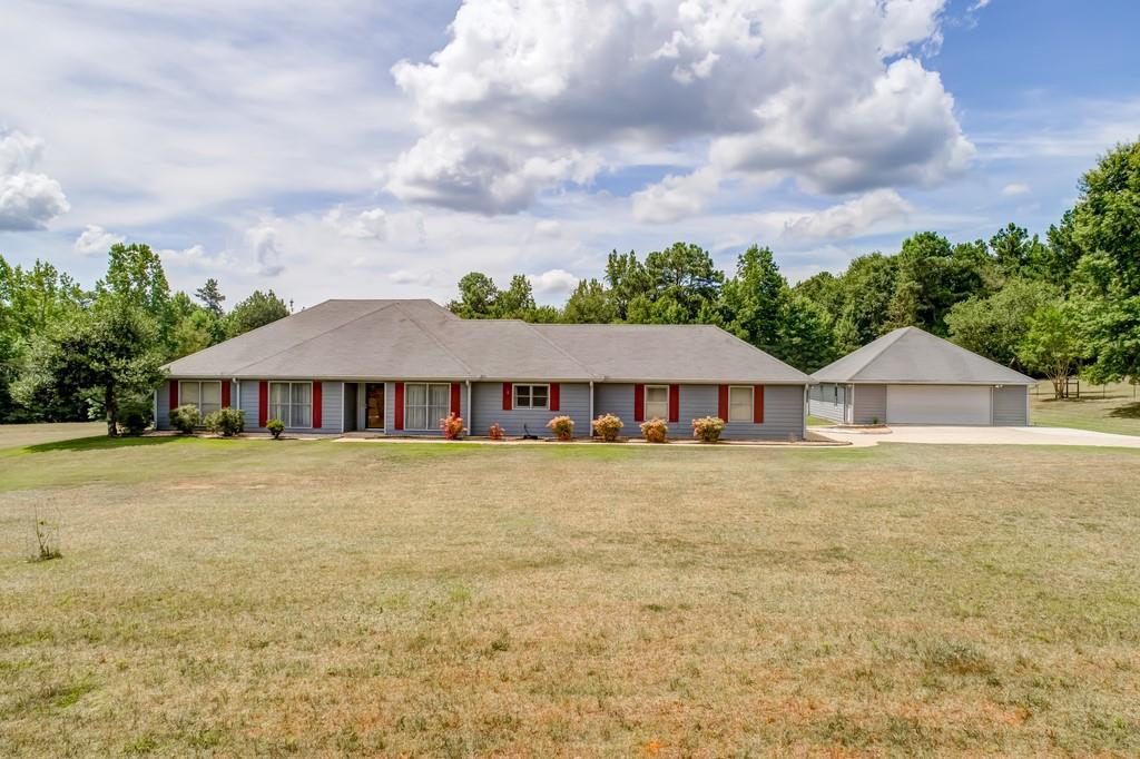 8455 Flint Hill Rd., Douglasville, GA 30135
