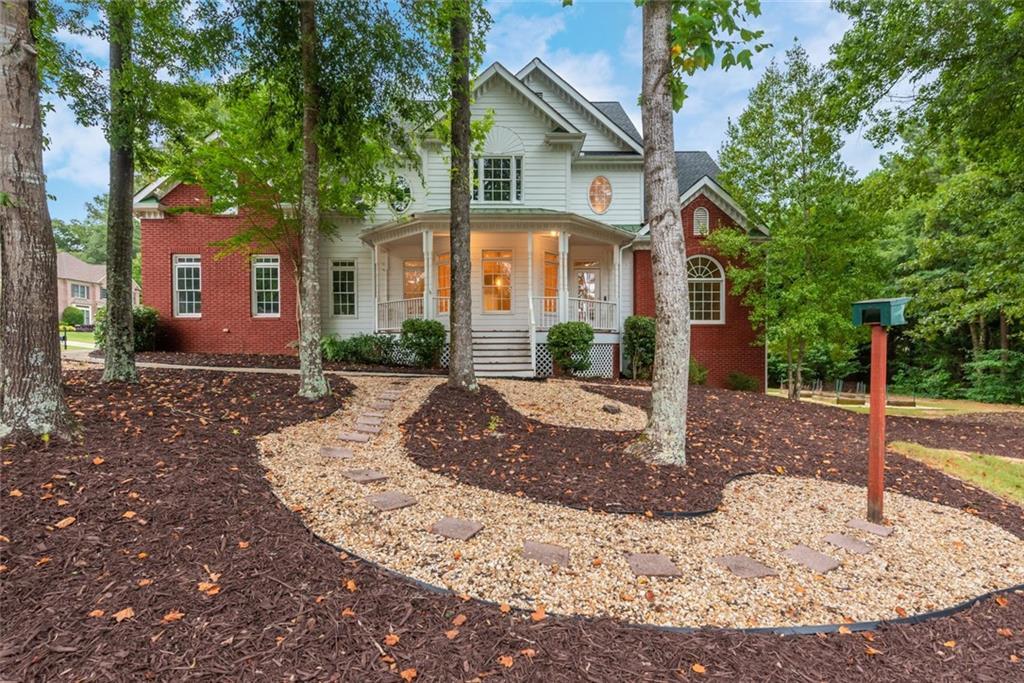 330 Oak Hill Ln., Canton, GA 30115