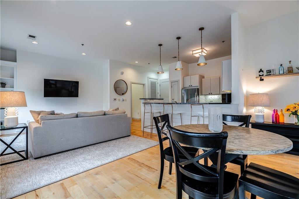 1430 Dresden Dr. #240, Brookhaven, GA 30319