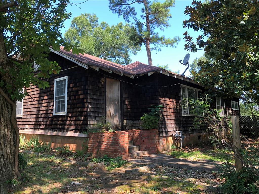 1507 Mercer Ave., College Park, GA 30337