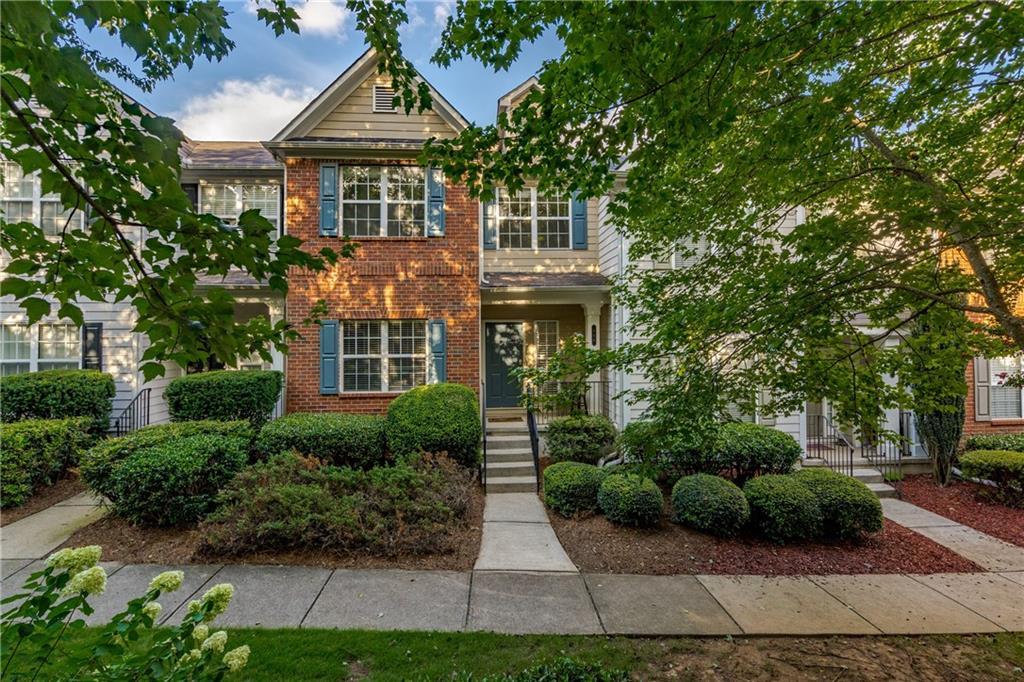 406 Lantern Ln., Woodstock, GA 30188