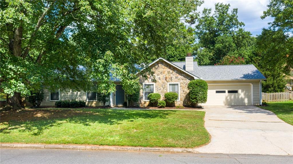 100 Truehedge Trace, Roswell, GA 30076
