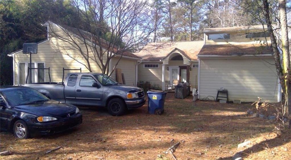 895 Frank Kirk Rd., Kennesaw, GA 30152