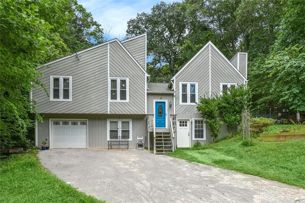 231 Apple Branch Dr., Woodstock, GA 30188