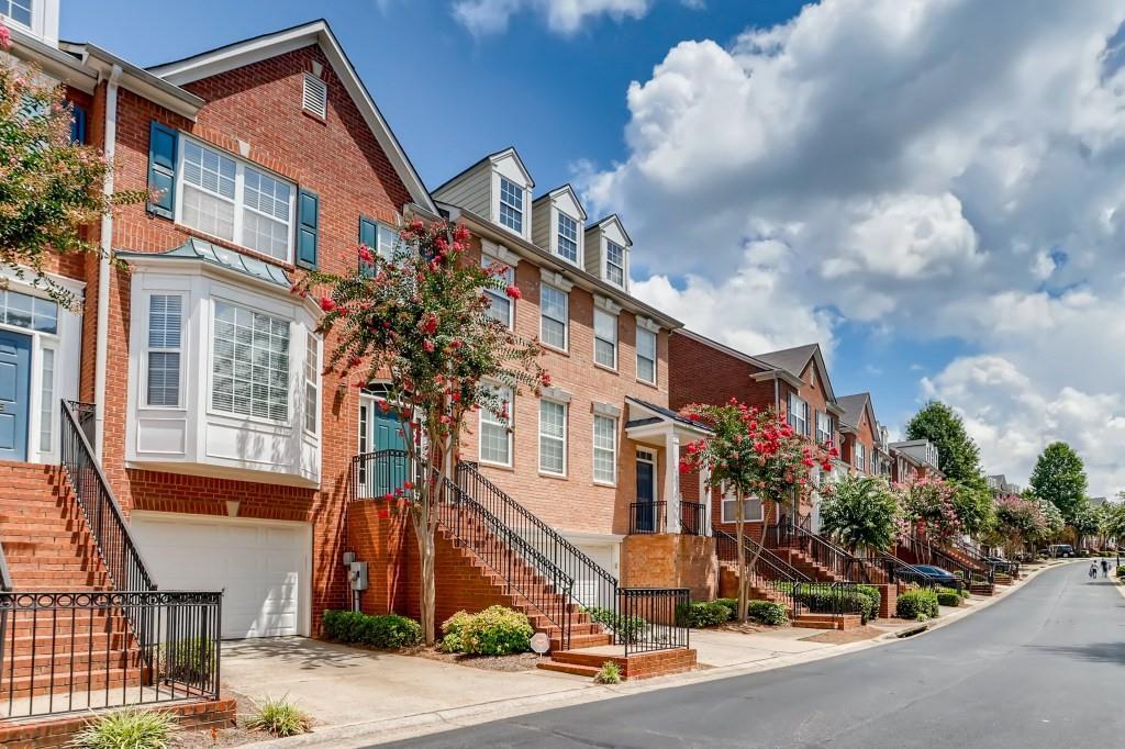 1747 Highlands View Dr., Smyrna, GA 30082