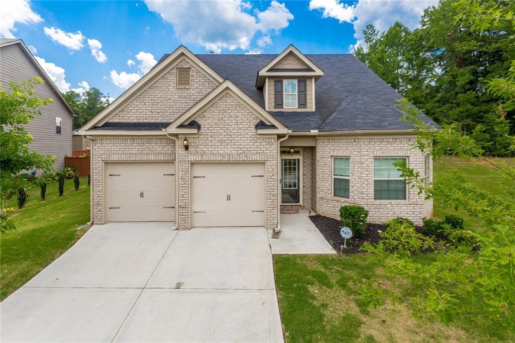 4017 Thrush Cir., Ellenwood, GA 30294