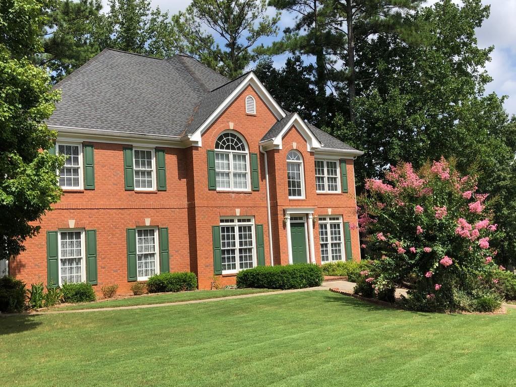 305 Lake Bluff Ct., Suwanee, GA 30024